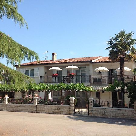 Vila Alma Пореч Екстер'єр фото